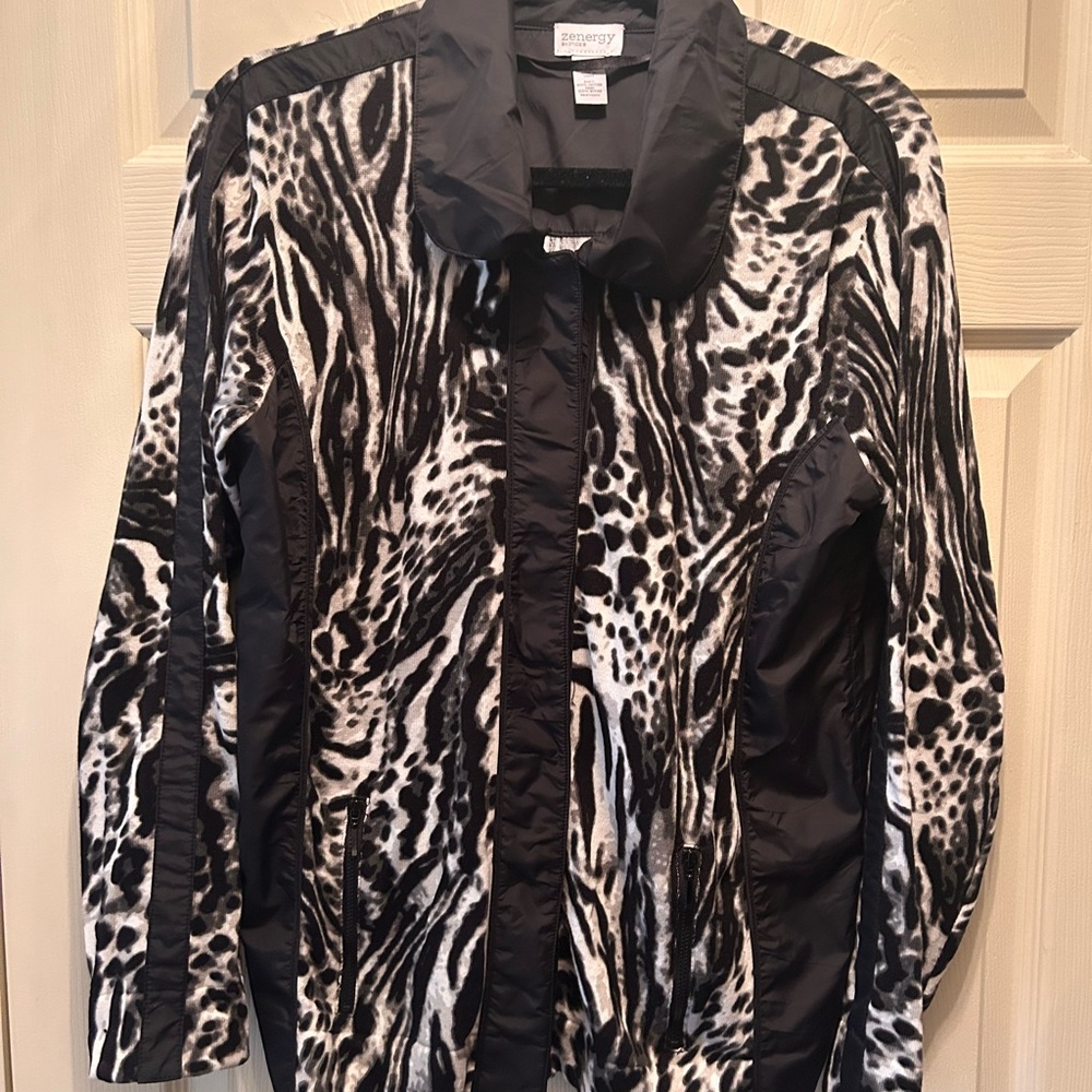 Zenergy Black and White Patterned Jacket